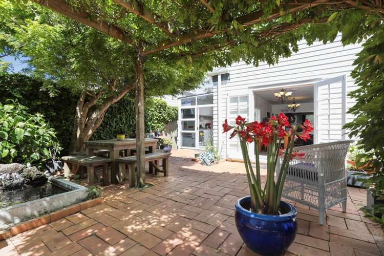 2 Alwyn Avenue Te Atatu South_8