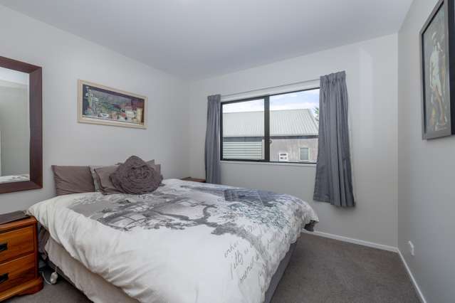 219 Stone Street Wanaka_4