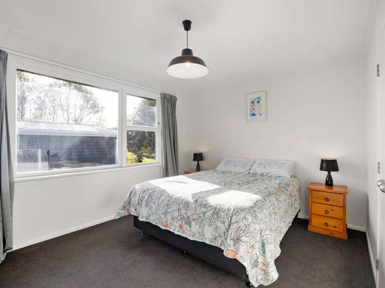 70 Houchens Road Glenview_8