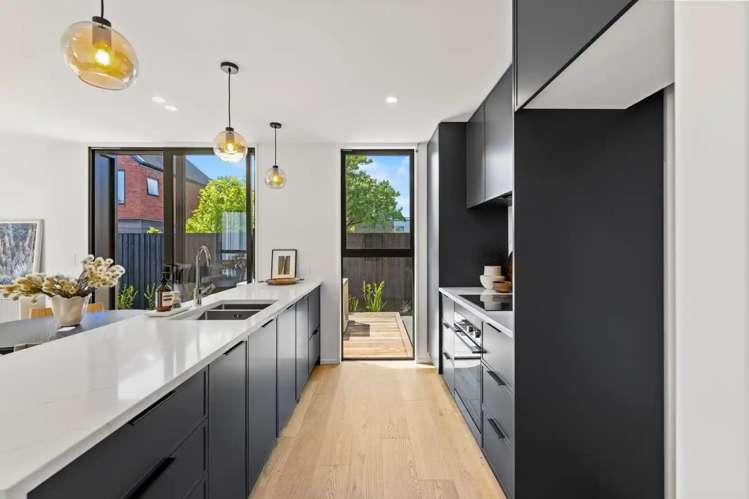 1/60 Innes Road St. Albans_2