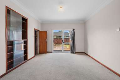 4 Kenderdine Road_4