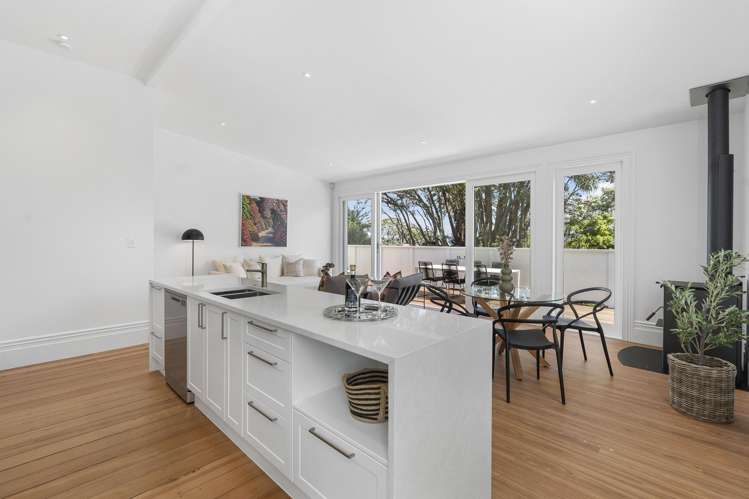 4 Clarence Road Northcote Point_14