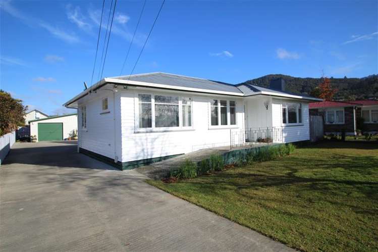 4 Grayson Ave 2632_0
