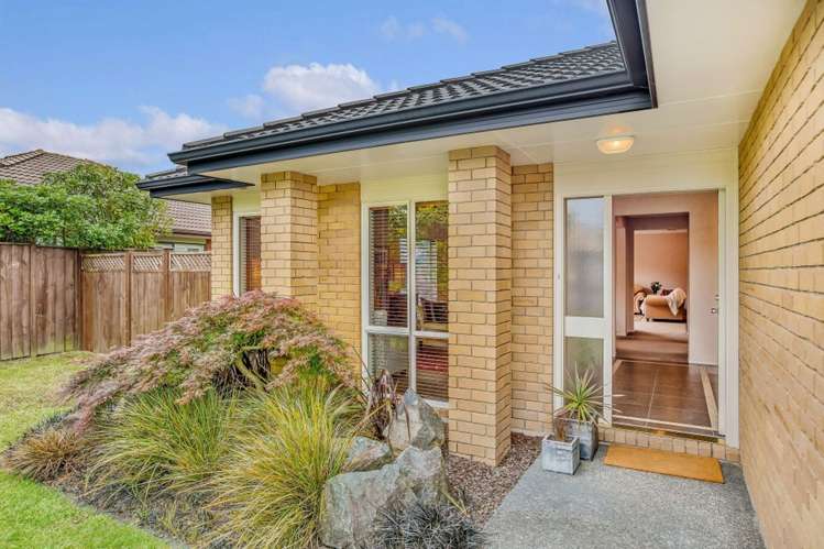 34 Stranraer Crescent Wattle Downs_3