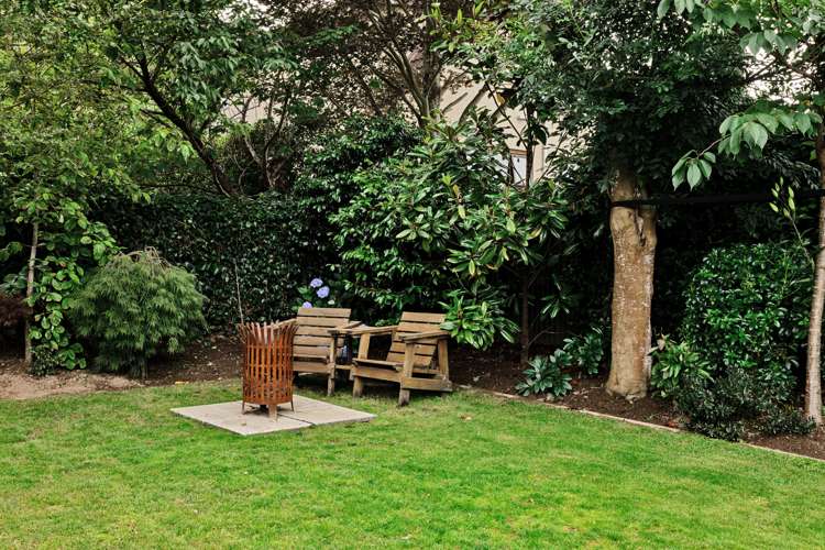 160 Chelmsford Street Windsor_18