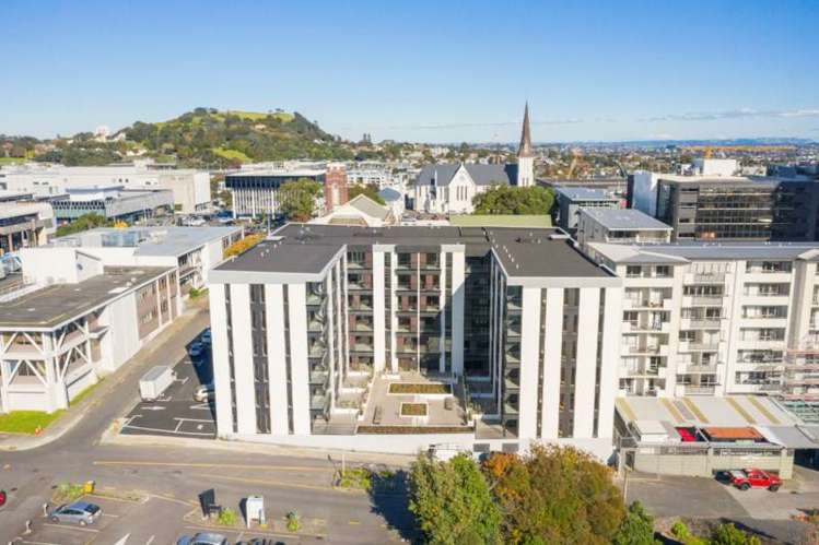 418/9 Madeira Lane_5