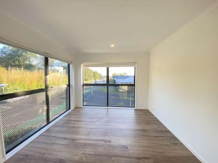 1/36 Brigham Creek Road Whenuapai_5