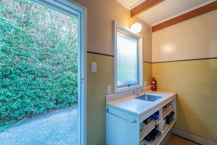 14 Endeavour Place Cooks Beach_16