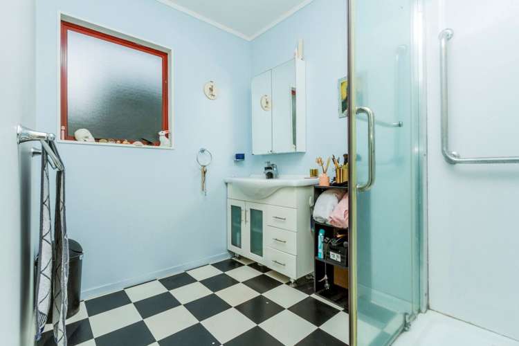 8 Paramu Avenue Birkdale_15