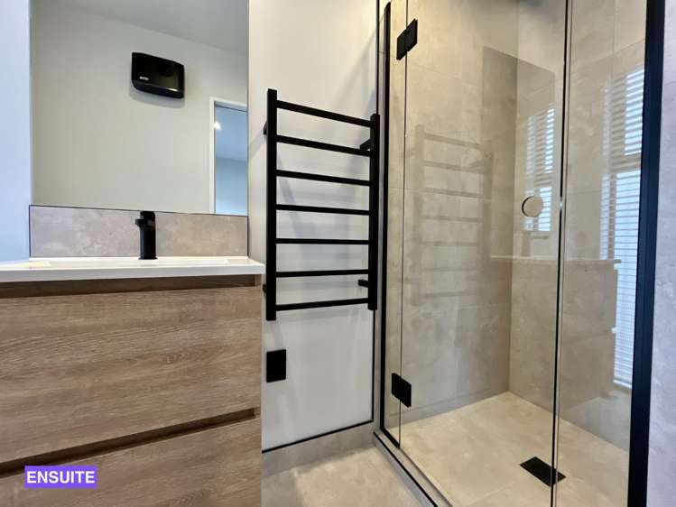 4/33 Diamond Avenue 10222_11