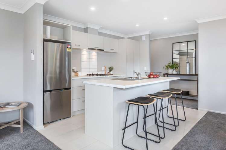 27 Moonsail Drive Whitby_4