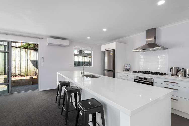 4/1 Hibiscus Avenue Hamilton Lake_5