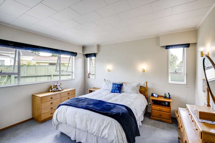 911 Ebbett Street Raureka_8