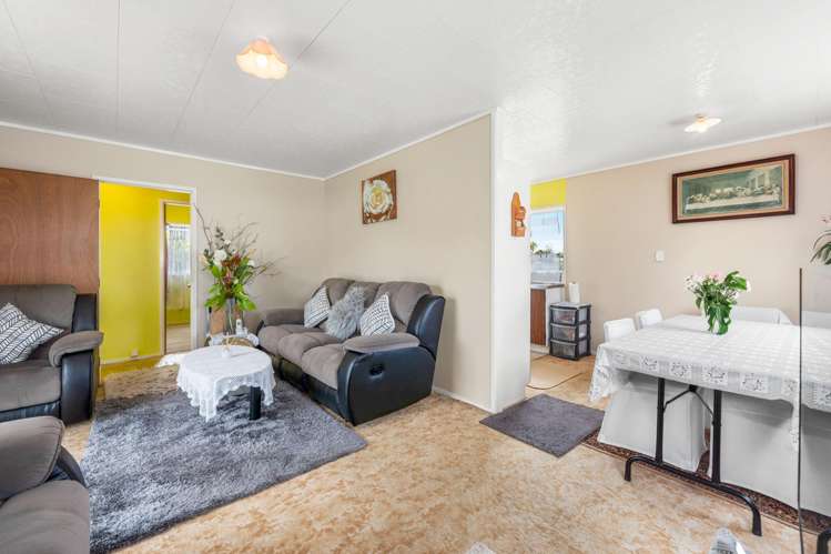 6 Topaz Place Manukau Central_27