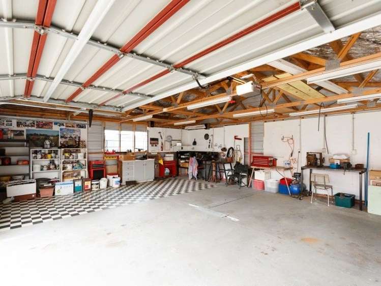 19 Milton Street Roslyn_13