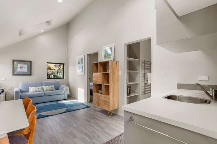 2a Norgrove Avenue Mount Albert_20