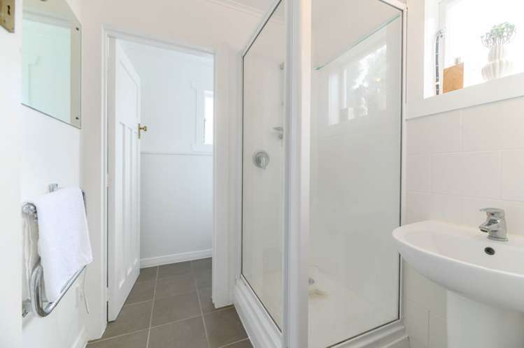 51 Taunton Terrace Blockhouse Bay_23