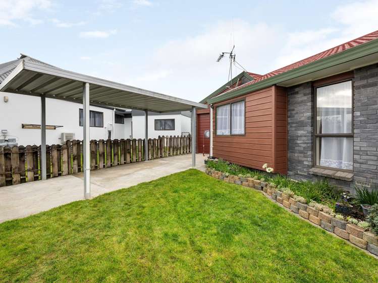 46 Lansdowne Crescent Glenview_19