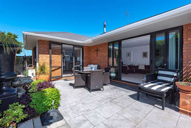 36 Millstream Drive Lincoln_22