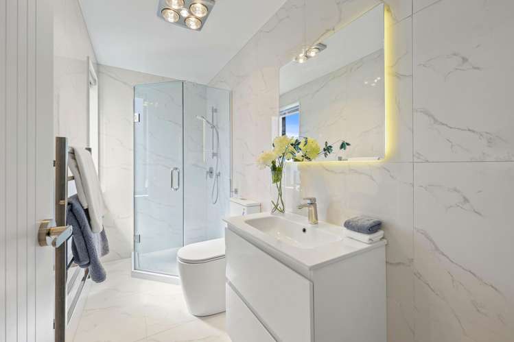 24C Tomintoul Place Highland Park_23