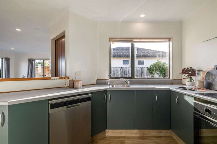 109 Fraser Drive Feilding_8