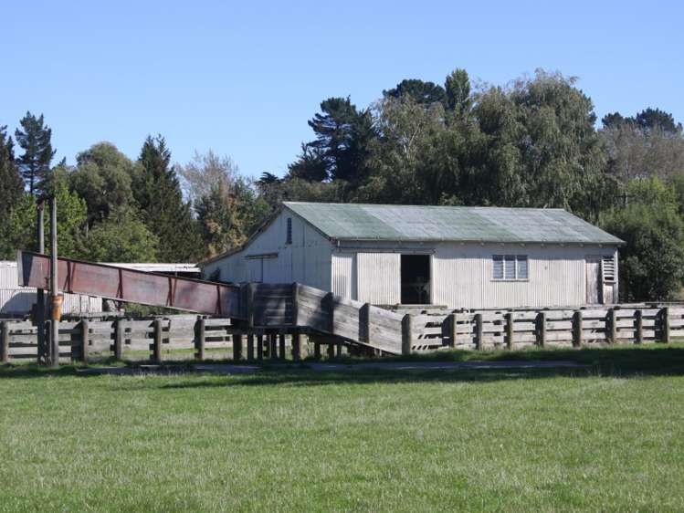 562 Leader Road West Waiau_9
