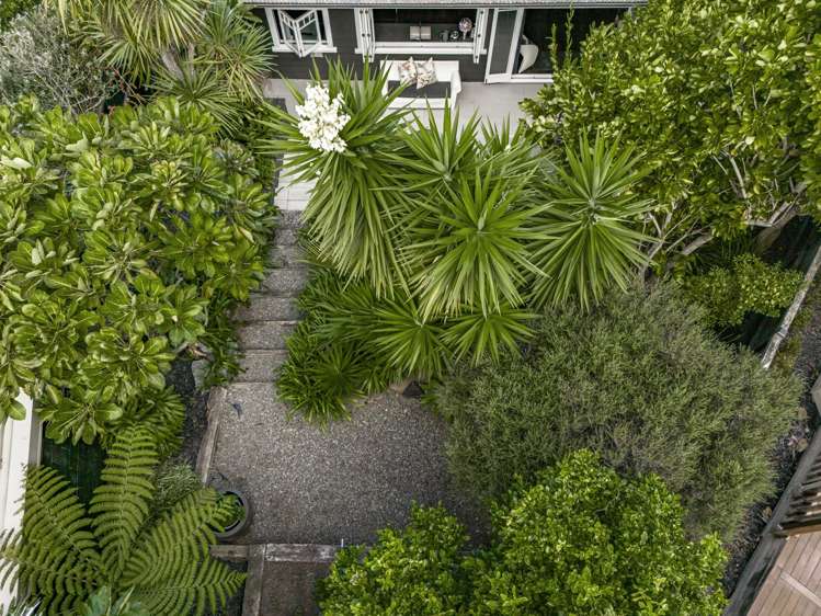 20 Seabreeze Road Narrow Neck_16