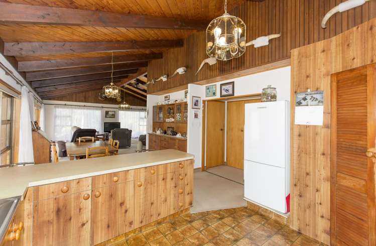 242 Baylys Coast Road Dargaville_23