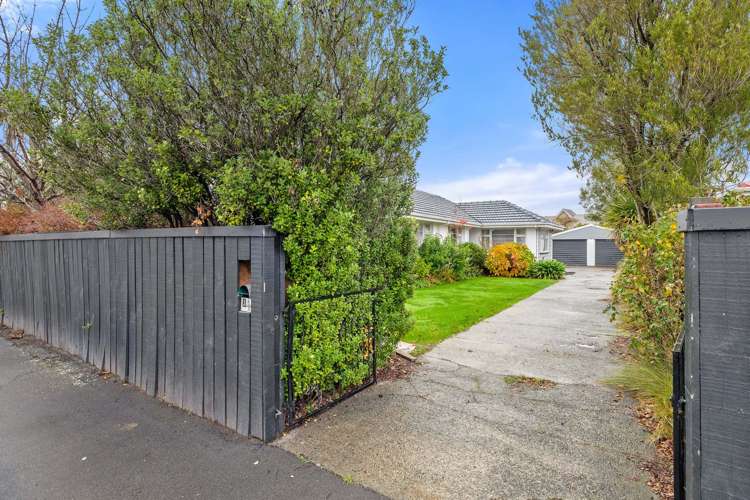 14 Pagoda Street Shirley_19