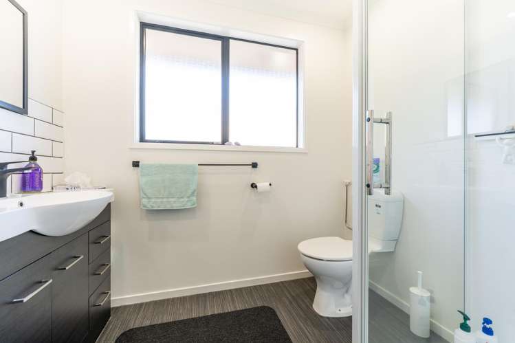 2/347 Church Street West End_8