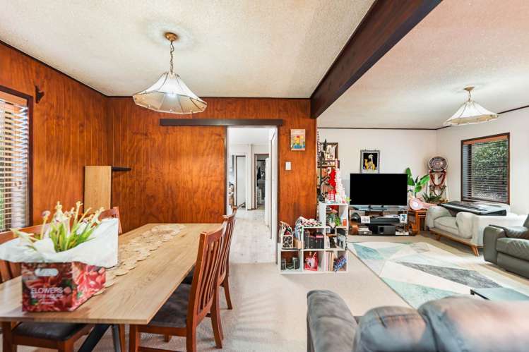 2 Yarra Place Botany Downs_7