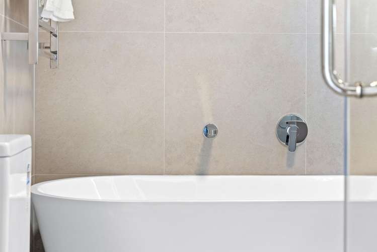 88 Hutchinsons Road Bucklands Beach_21