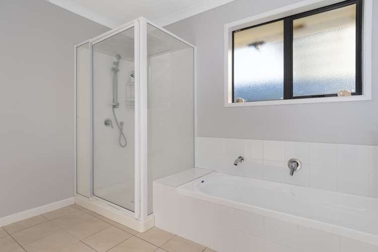 10 Bransley Grove Katikati_21