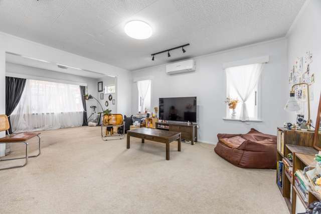 73 Oakdale Road Mount Roskill_3