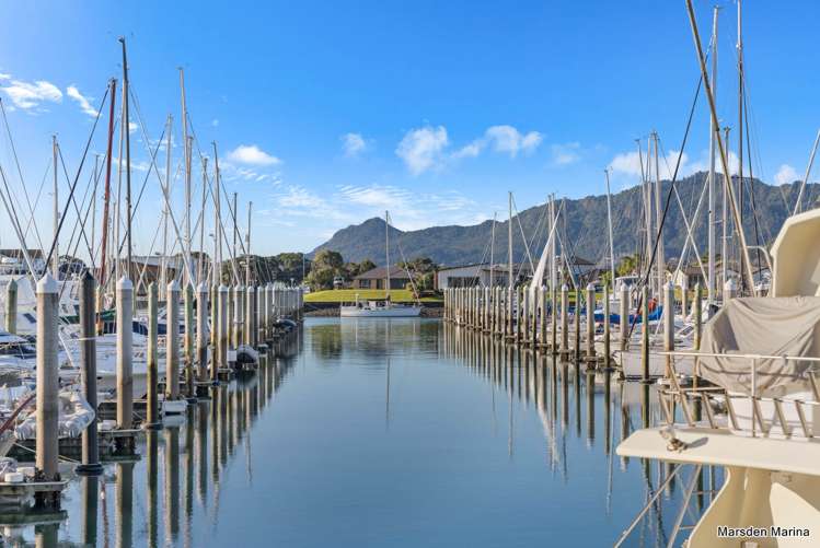 21 Te Piriti Road One Tree Point_11