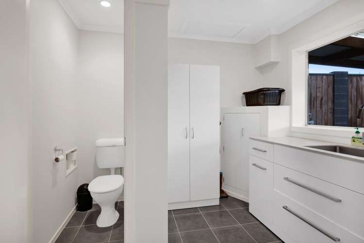 21 Longview Drive Merrilands_21