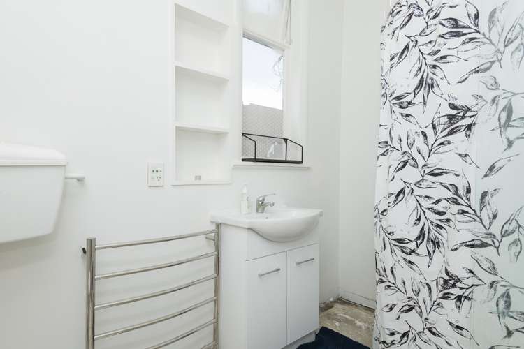 110 De Lautour Road Inner Kaiti_17