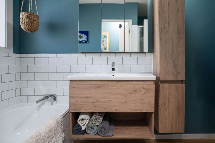 2/174b Grimseys Road Redwood_12