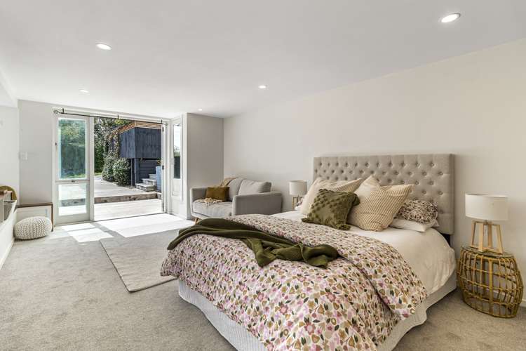 13a Warborough Avenue Epsom_16