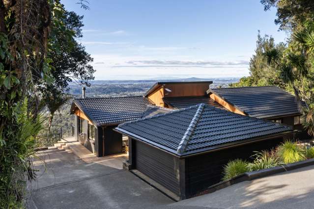 Refined Luxury, Iconic Views