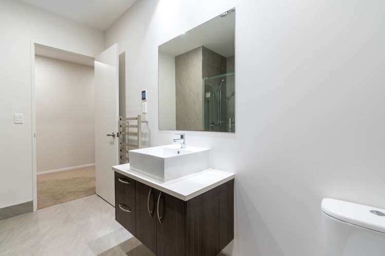 35 Kaipuke Crescent Gulf Harbour_12