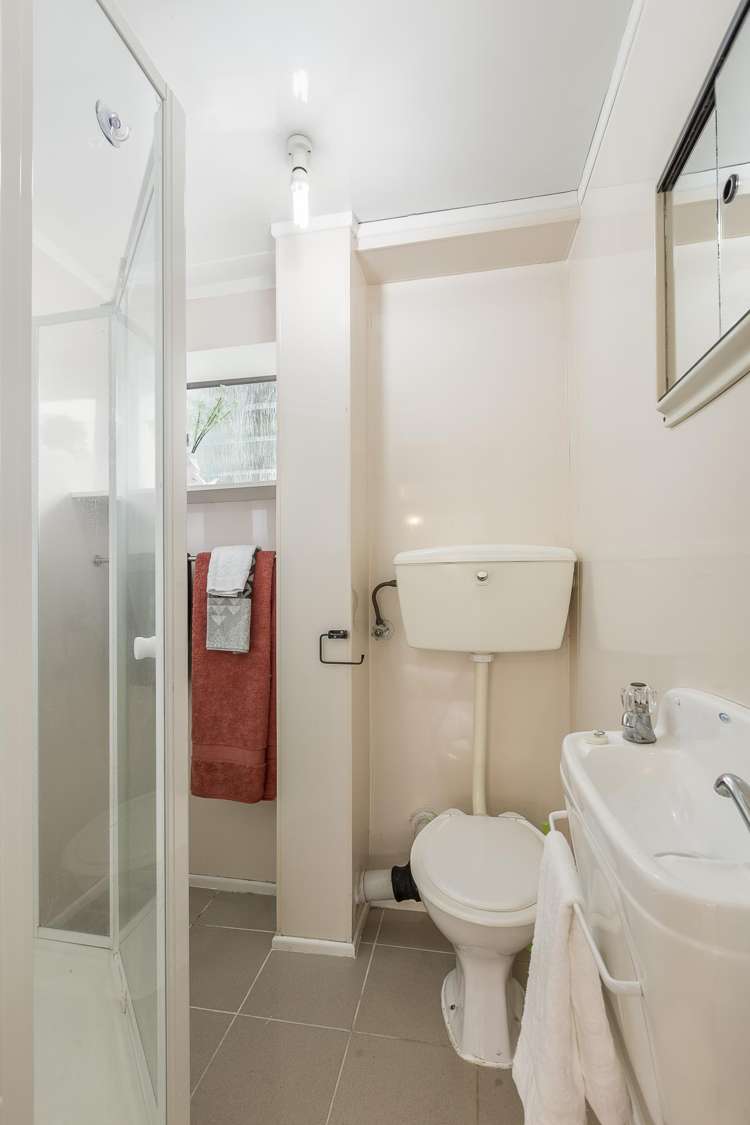 4/39 Turama Road Royal Oak_13