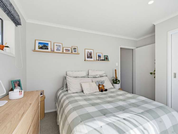5 Karanema Place Coastlands_16