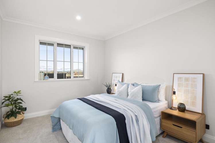 5 Ngaio Place Lansdowne_13
