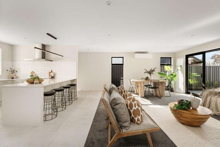 39 Hammick Crescent_0