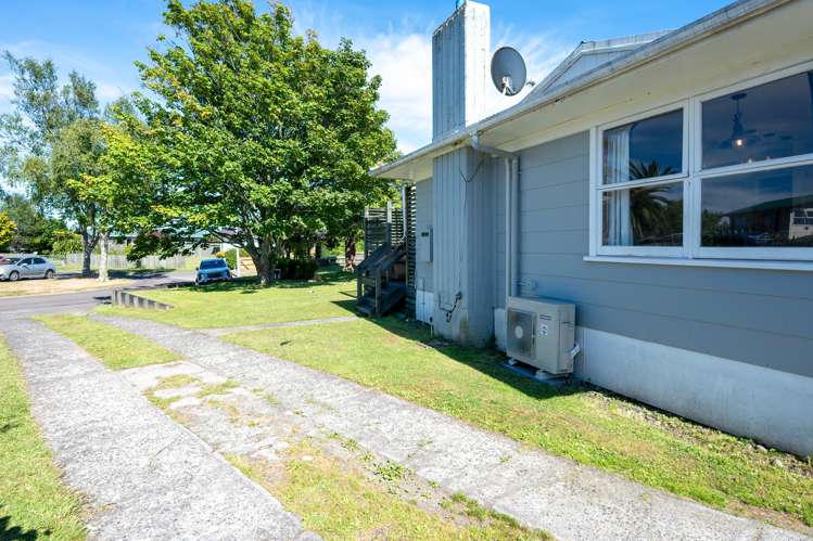 13 Byron Grove Owhata_13