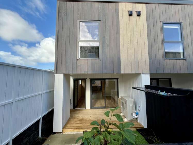 6/506 Glenfield Road 10878_8