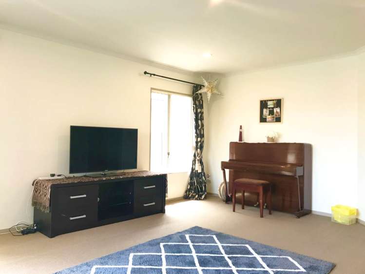 6 Villarosa Lane Flat Bush_2