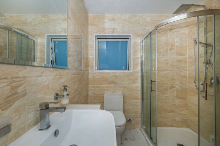 270a Triangle Road Massey_20