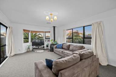 1/6 Juneau Place_3